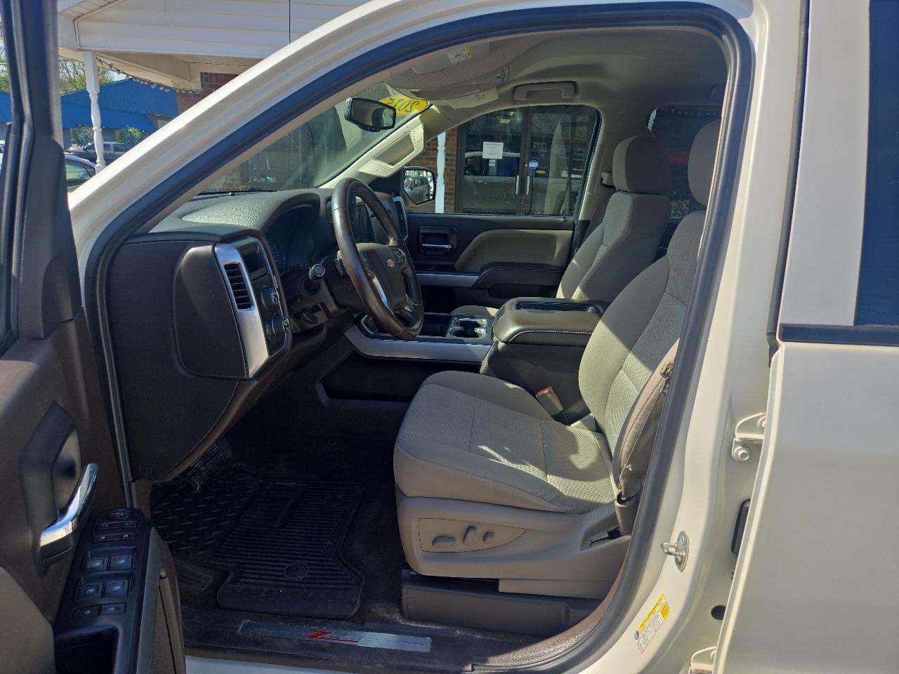 Chevrolet Silverado 1500 4WD Crew Cab 153.0" LT w/2LT 2015