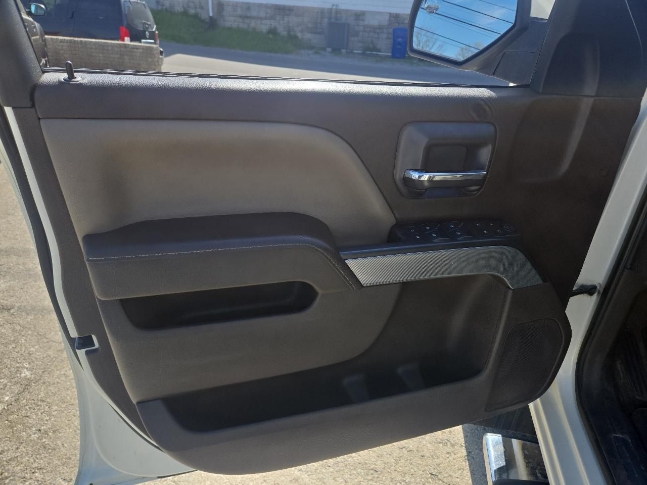 Chevrolet Silverado 1500 4WD Crew Cab 153.0" LT w/2LT 2015