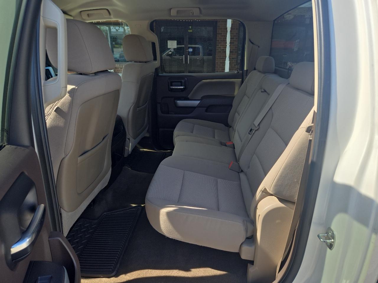 Chevrolet Silverado 1500 4WD Crew Cab 153.0" LT w/2LT 2015