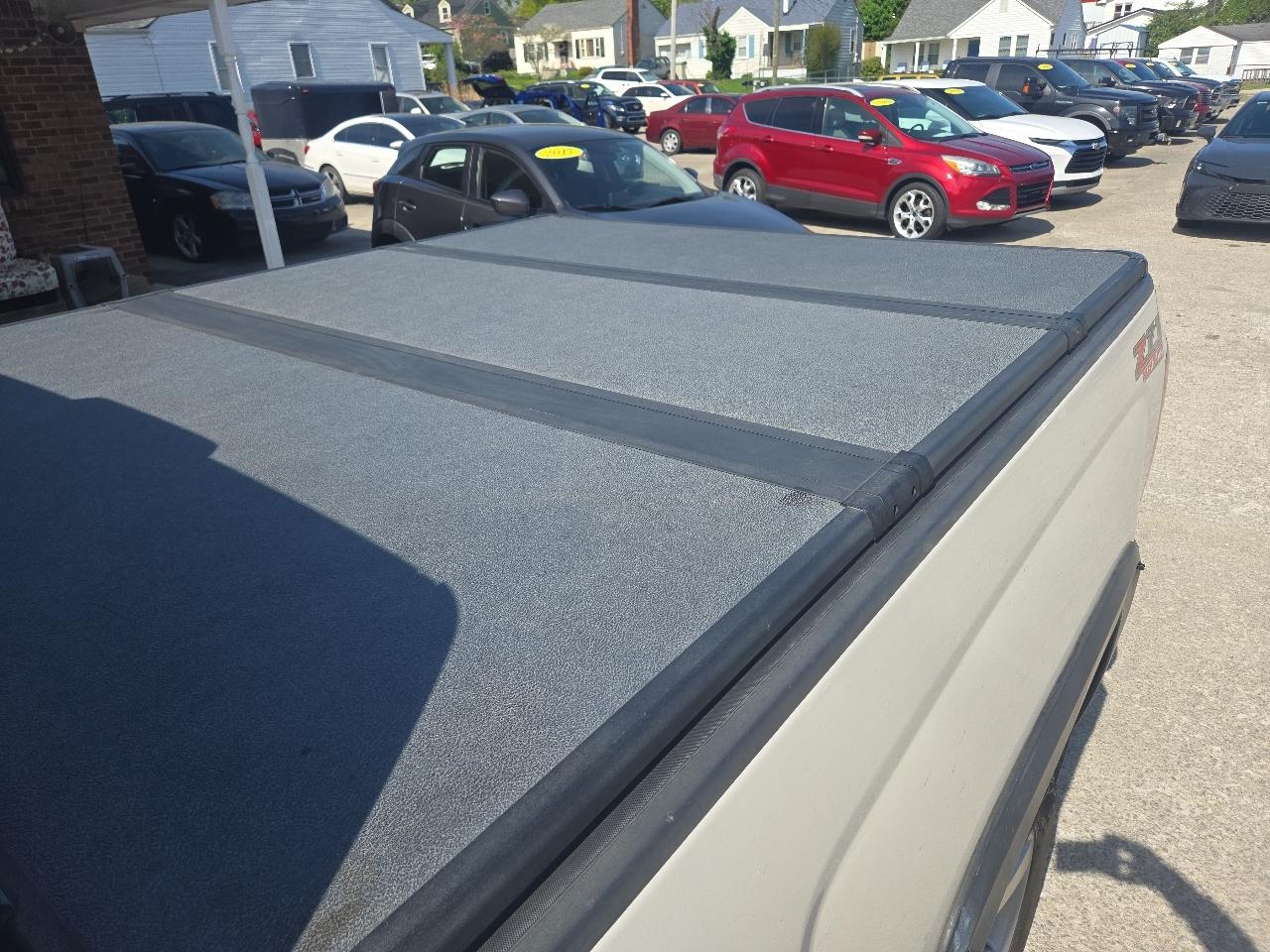 Chevrolet Silverado 1500 4WD Crew Cab 153.0" LT w/2LT 2015