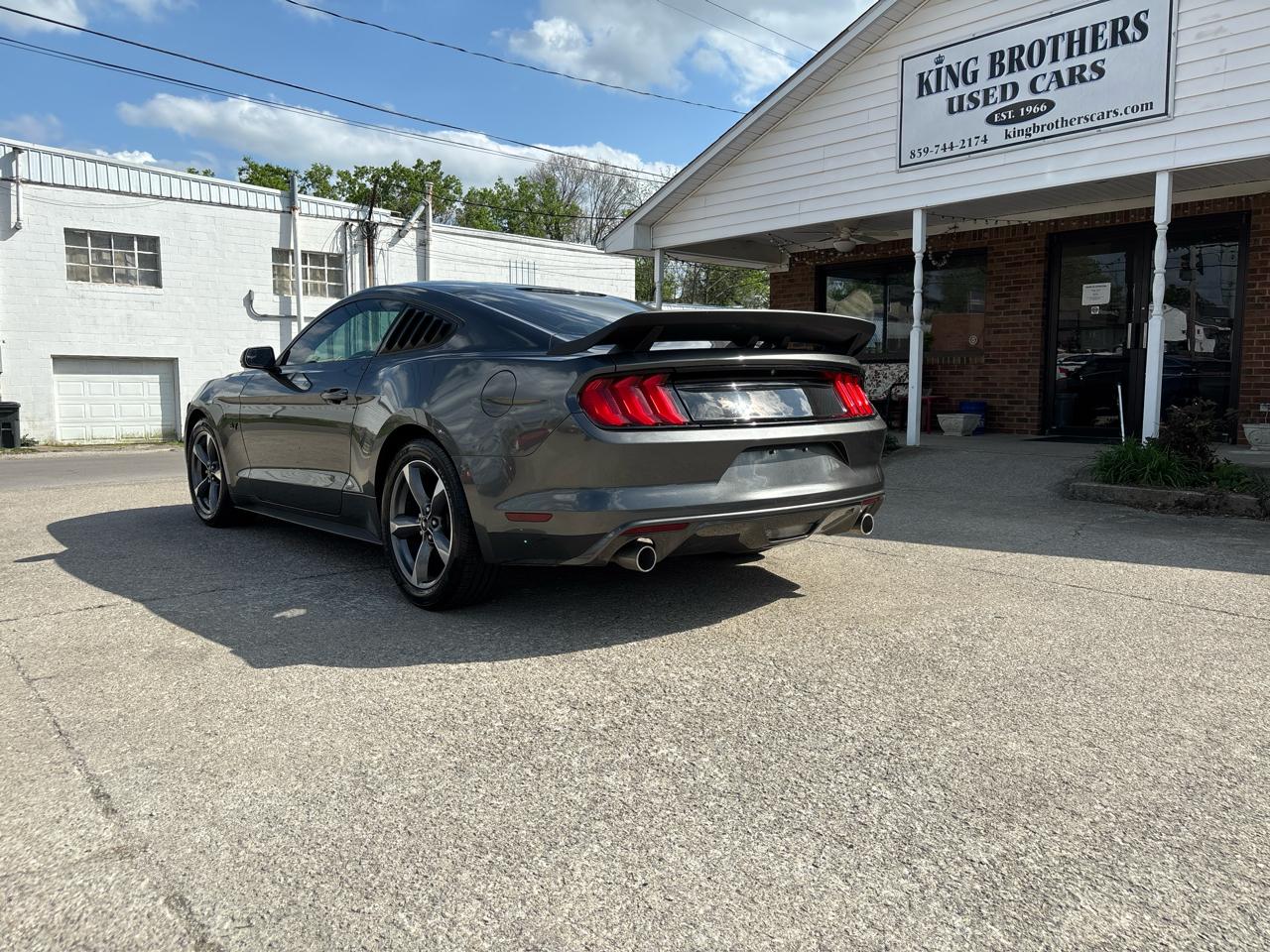 Ford Mustang 2dr Fastback V6 2016
