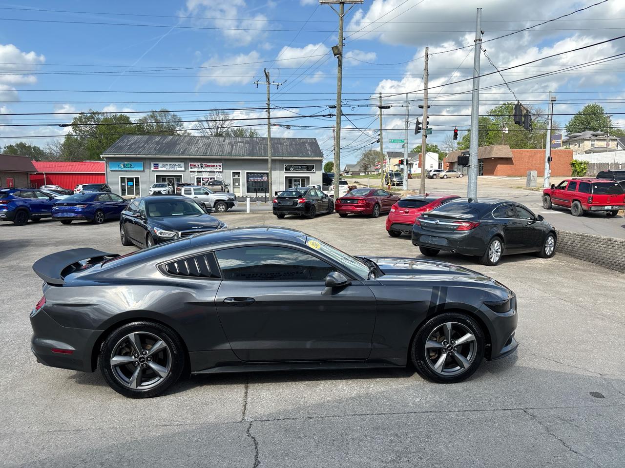 Ford Mustang 2dr Fastback V6 2016
