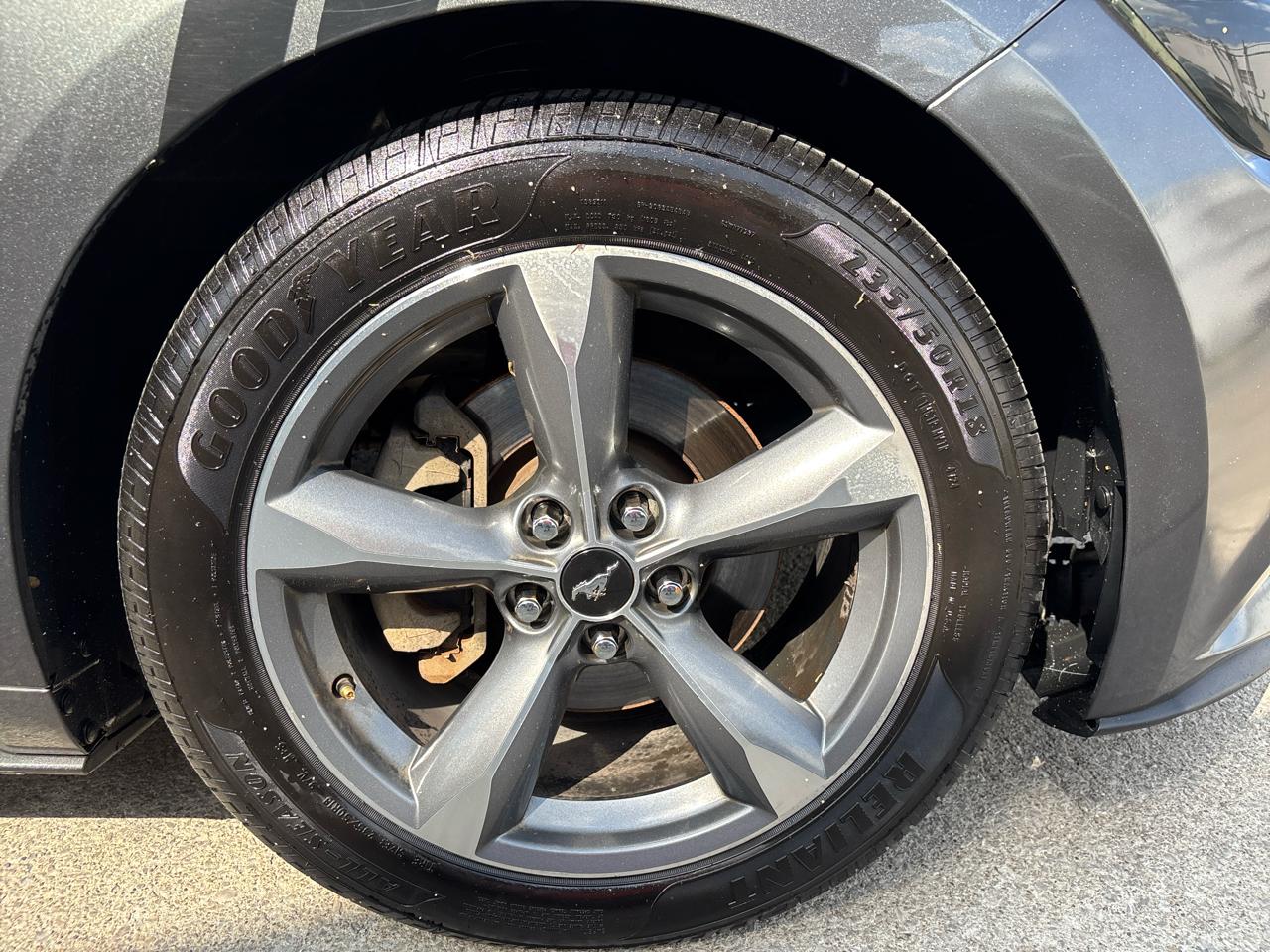 Ford Mustang 2dr Fastback V6 2016