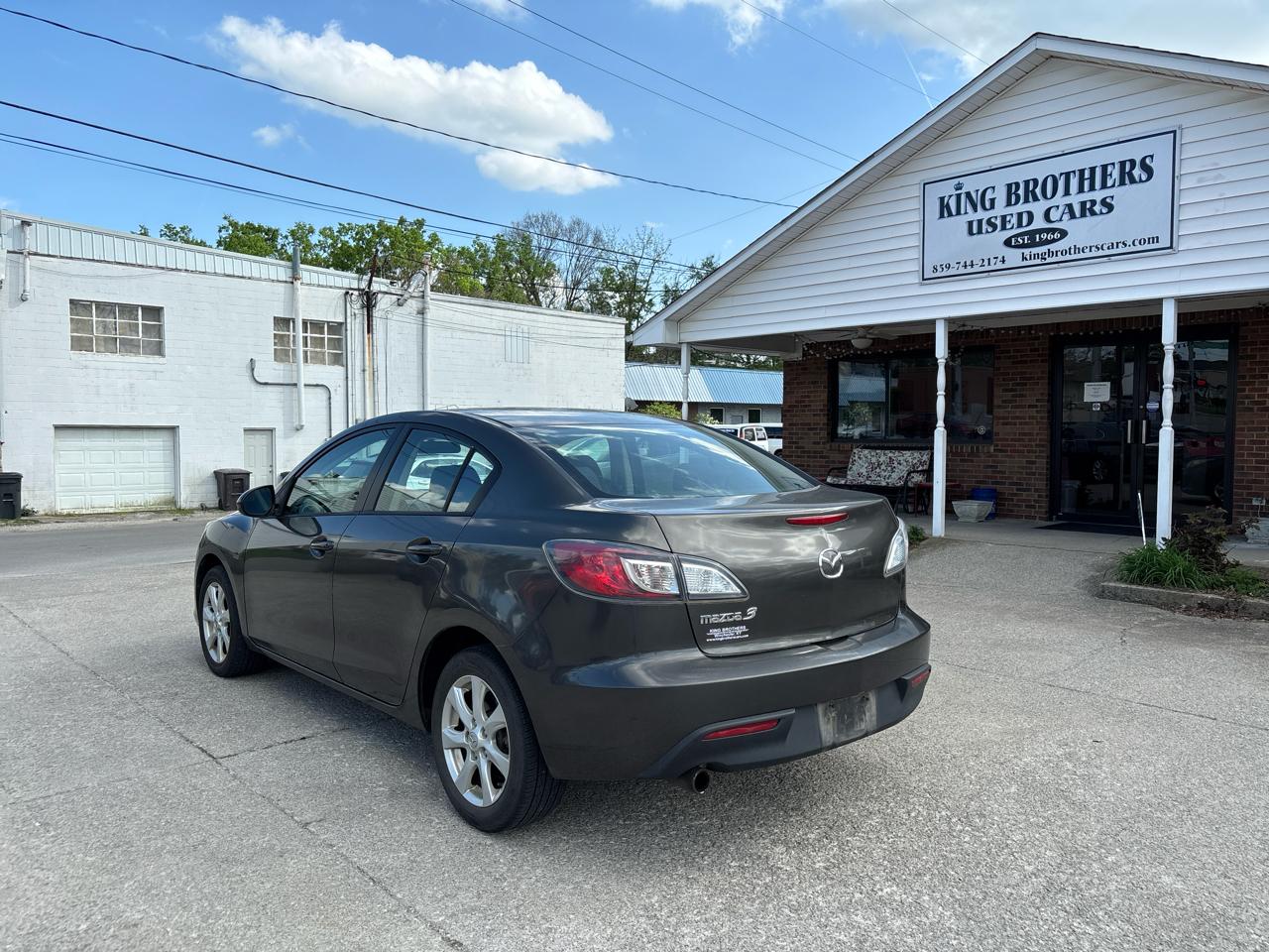 Mazda MAZDA3 4dr Sdn Auto i Touring 2010