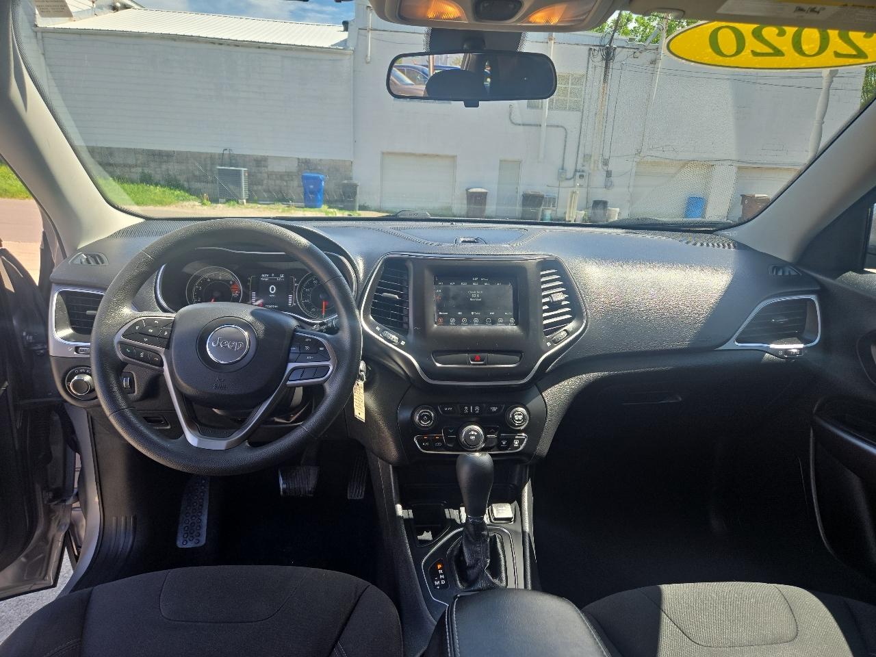 Jeep Cherokee Latitude FWD 2020