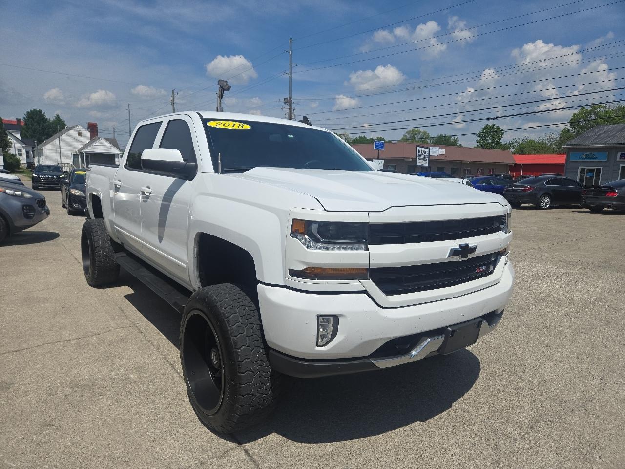 Chevrolet Silverado 1500 4WD Crew Cab 143.5" LT w/2LT 2018