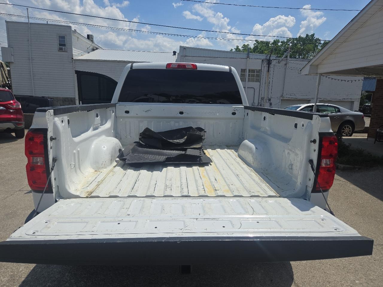 Chevrolet Silverado 1500 4WD Crew Cab 143.5" LT w/2LT 2018