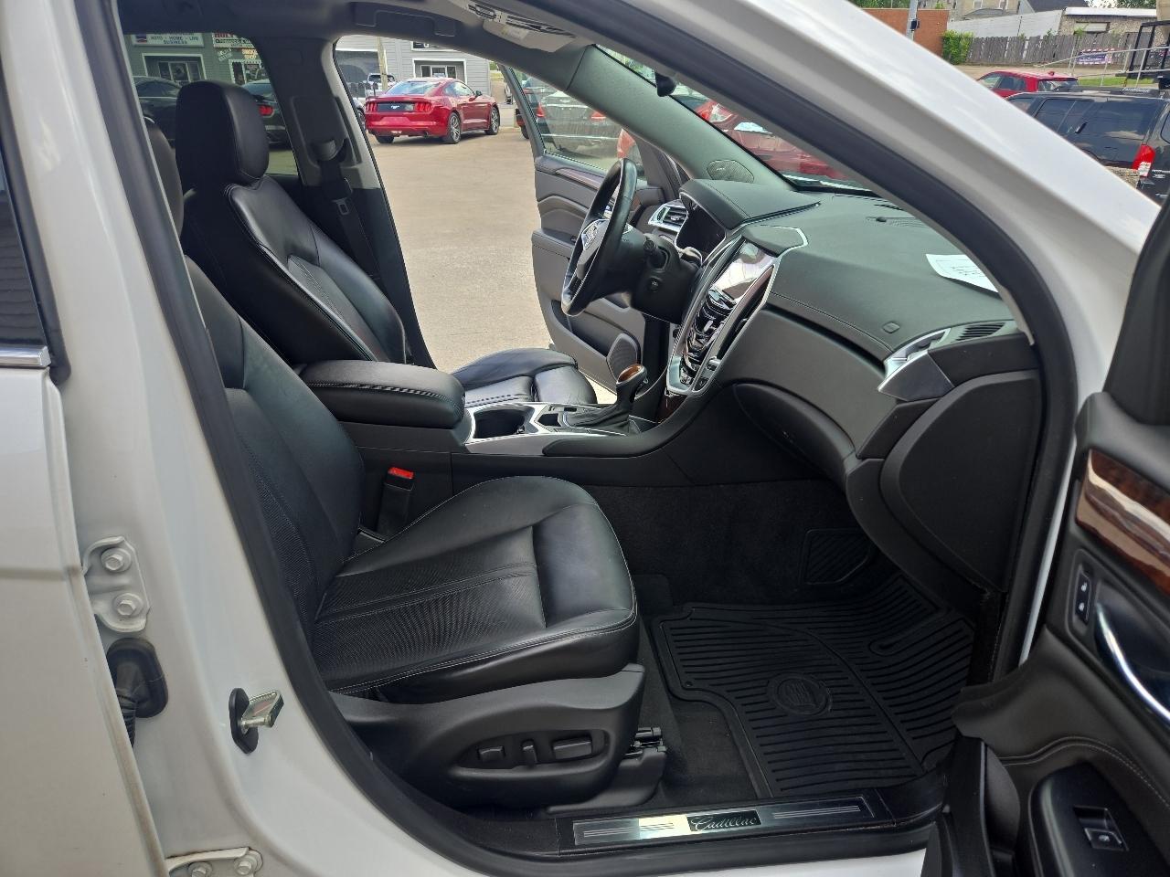 Cadillac SRX AWD 4dr Luxury Collection 2015