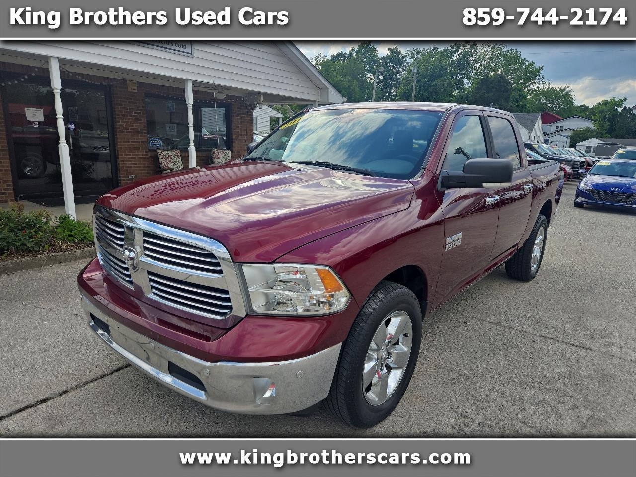 RAM 1500 Big Horn 4x4 Crew Cab 5'7" Box 2017