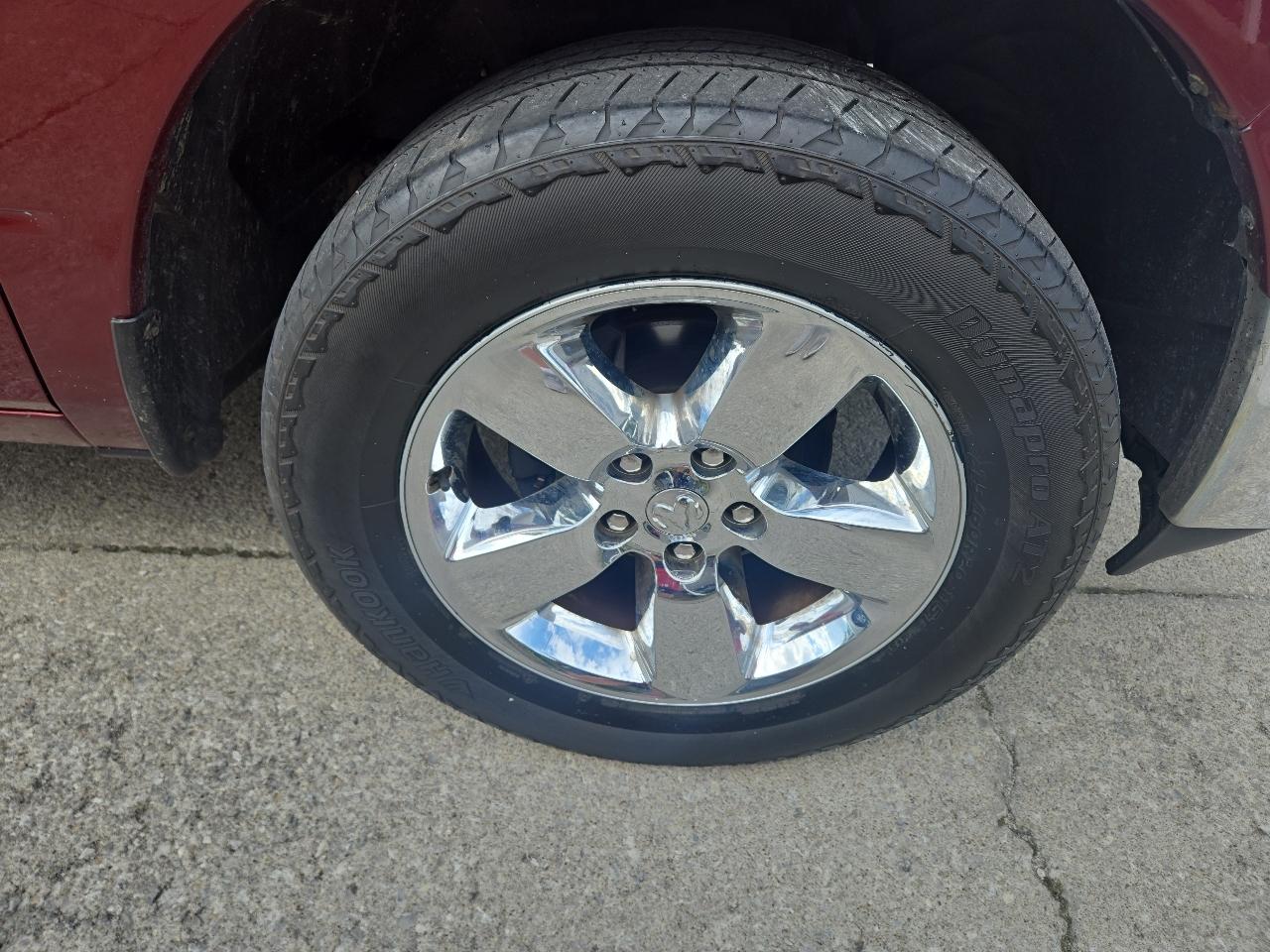 RAM 1500 Big Horn 4x4 Crew Cab 5'7" Box 2017