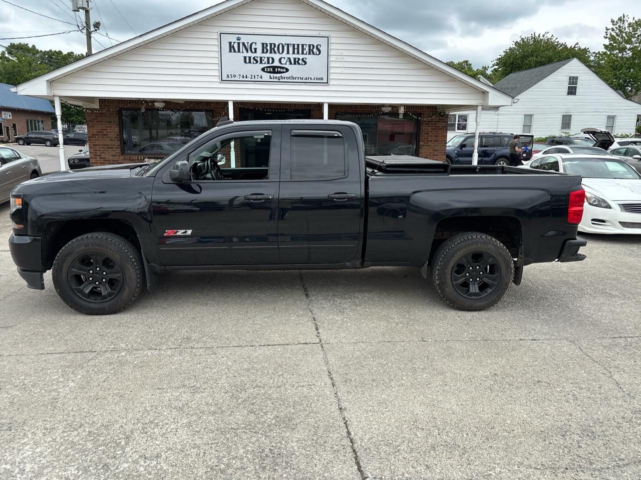 Chevrolet Silverado 1500 4WD Double Cab 143.5" LT w/2LT 2017