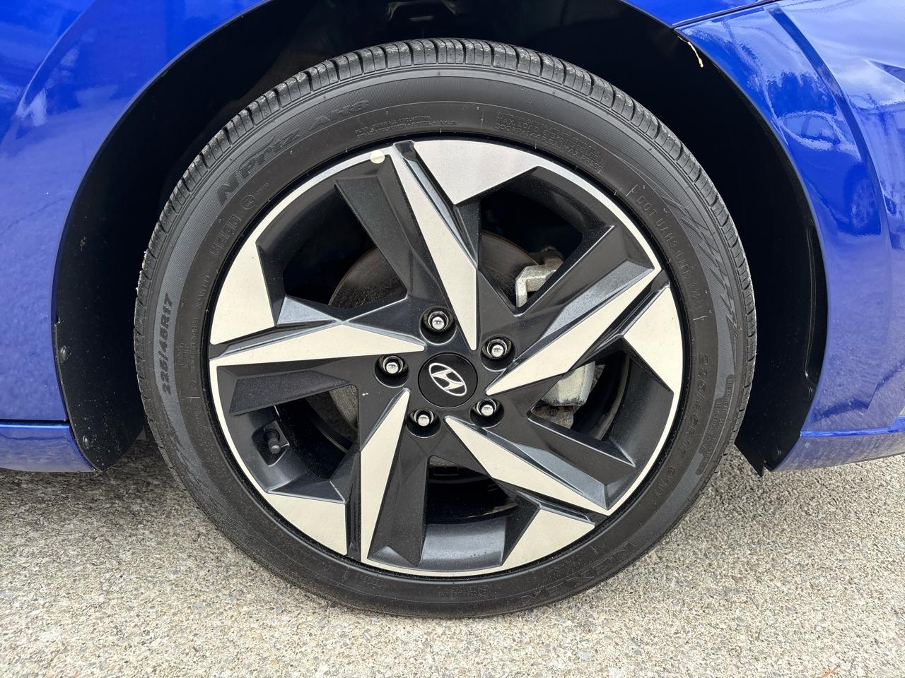 Hyundai Elantra Hybrid Limited DCT 2022
