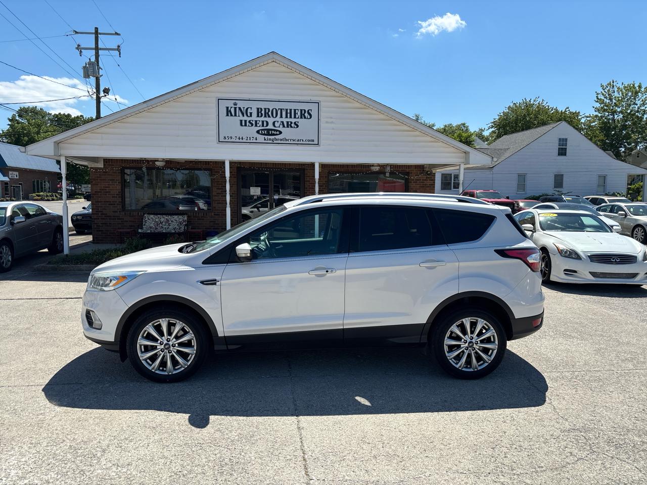 Ford Escape Titanium 4WD 2017