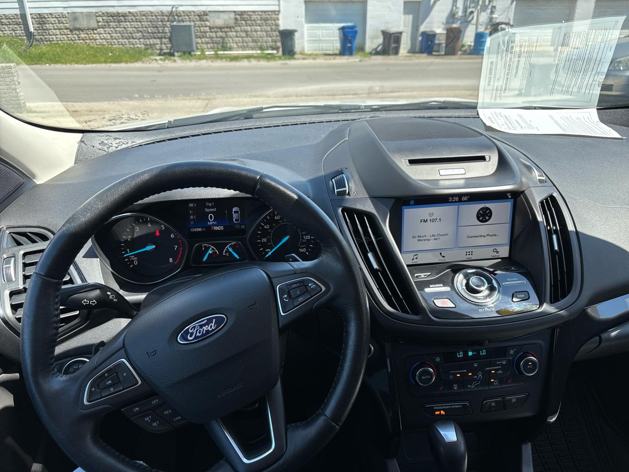 Ford Escape Titanium 4WD 2017