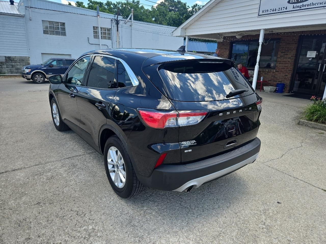 Ford Escape SE FWD 2021