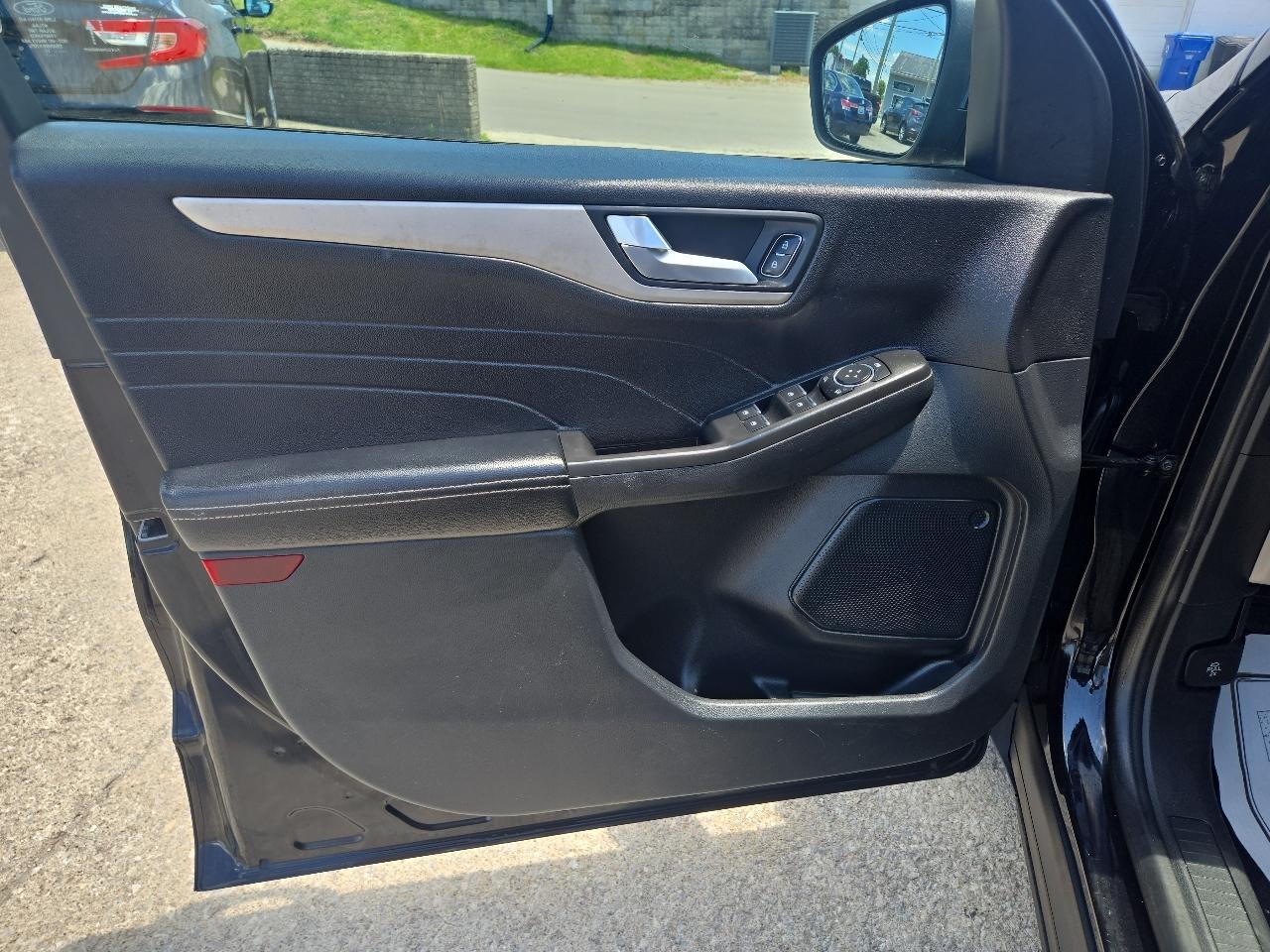 Ford Escape SE FWD 2021