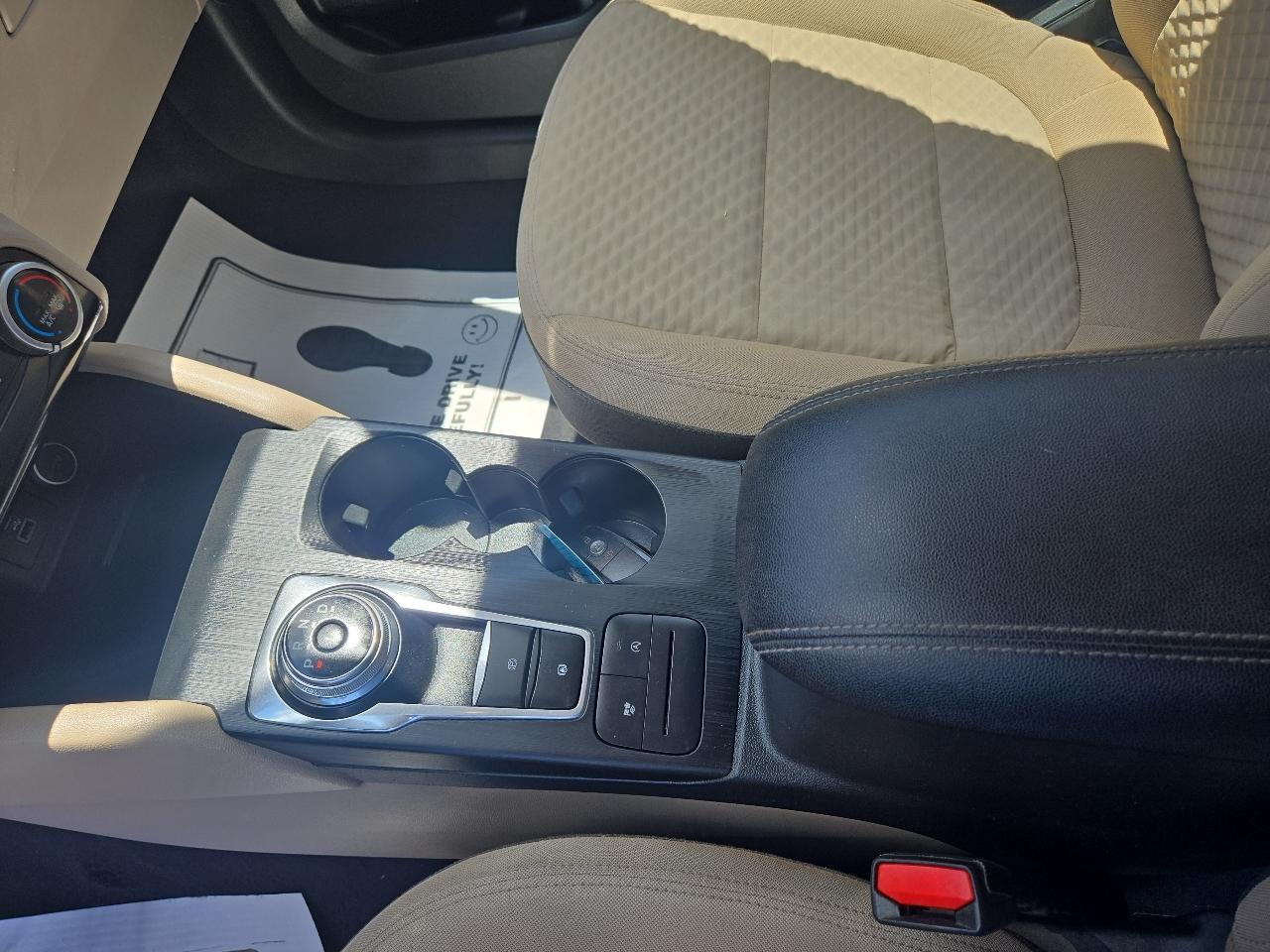 Ford Escape SE FWD 2021