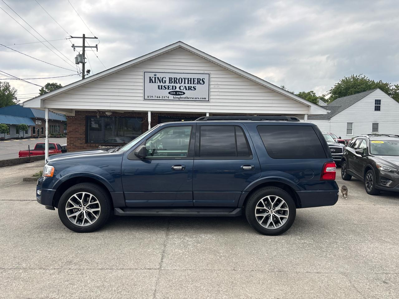 Ford Expedition 4WD 4dr King Ranch 2016