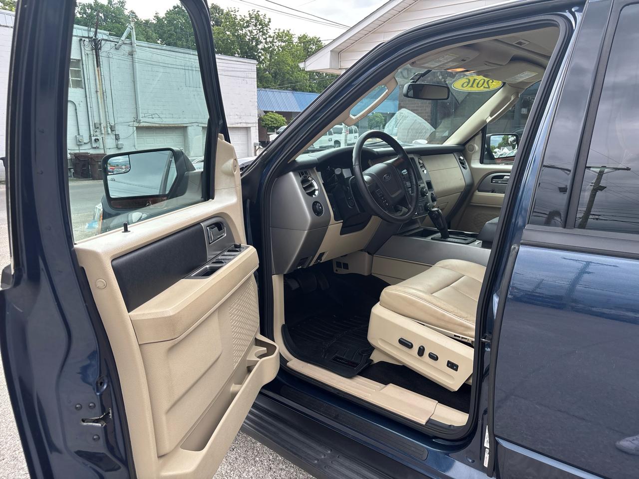 Ford Expedition 4WD 4dr King Ranch 2016