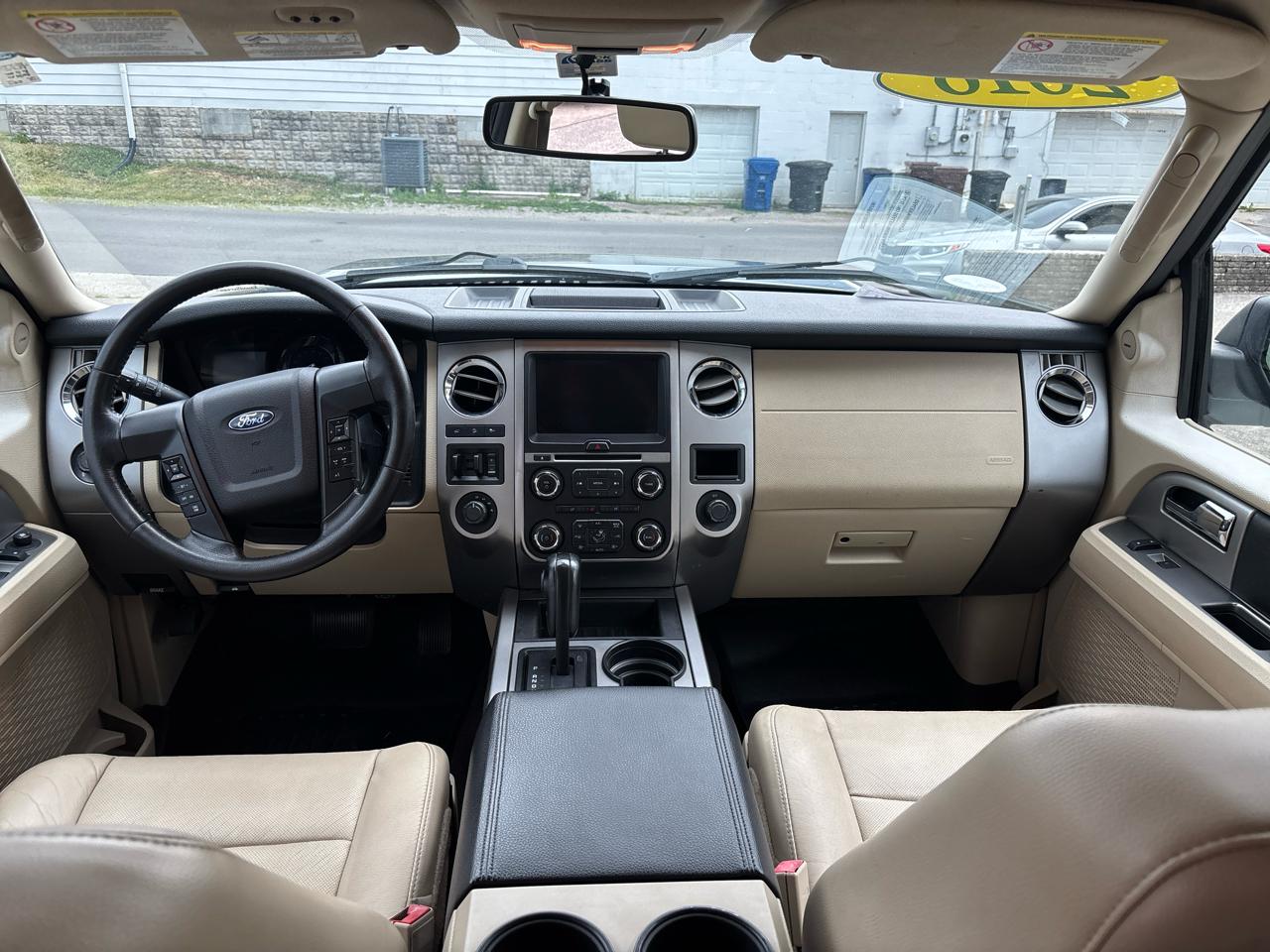 Ford Expedition 4WD 4dr King Ranch 2016