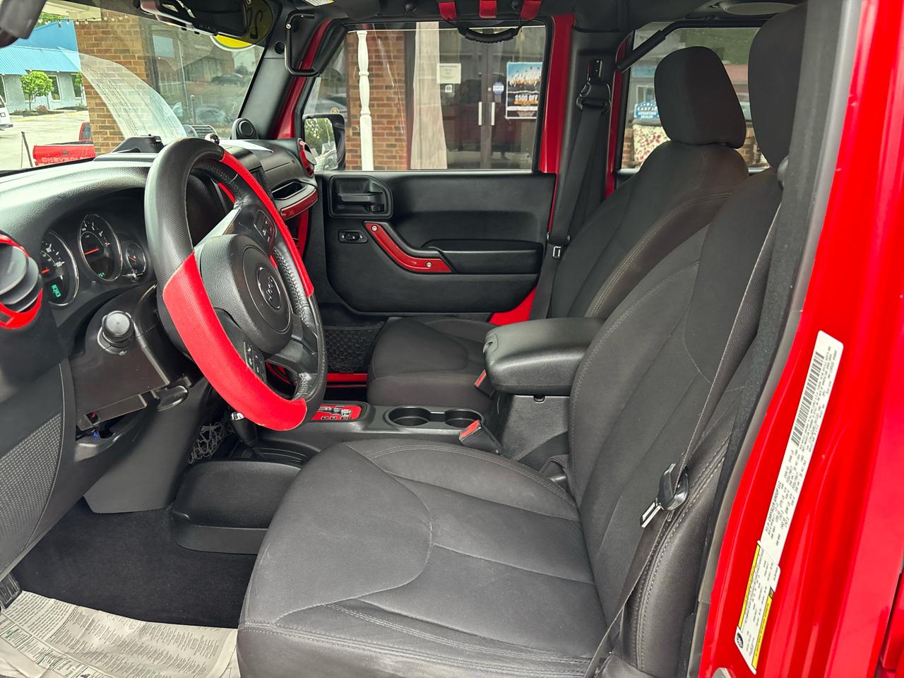 Jeep Wrangler Unlimited 4WD 4dr Sport 2014