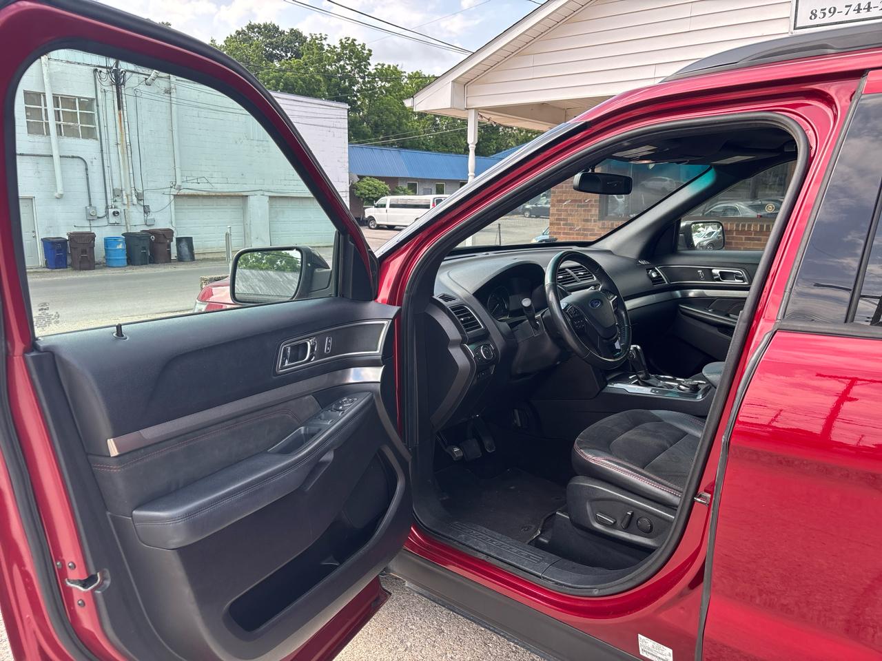 Ford Explorer XLT 4WD 2019