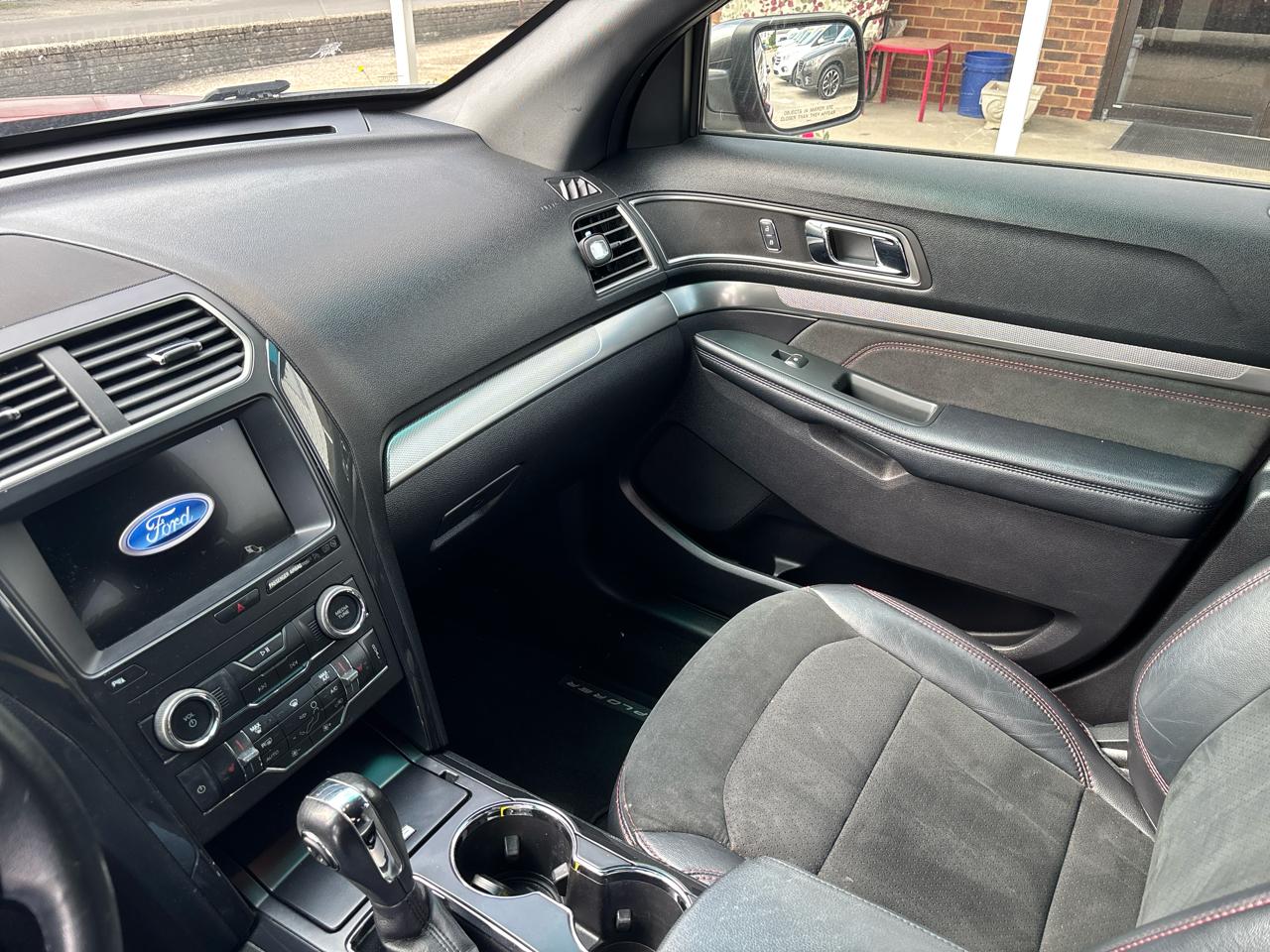 Ford Explorer XLT 4WD 2019