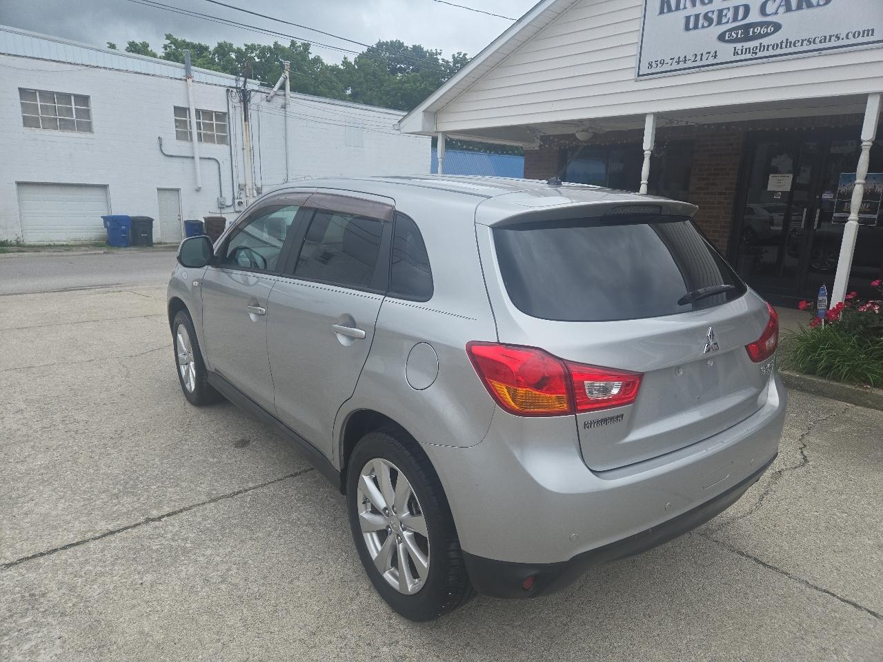 Mitsubishi Outlander Sport AWD 4dr CVT ES 2015