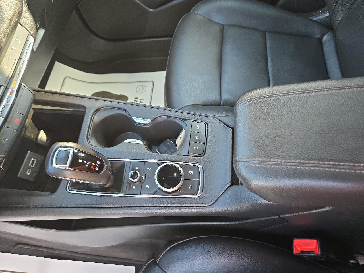 Cadillac XT4 FWD 4dr Sport 2019
