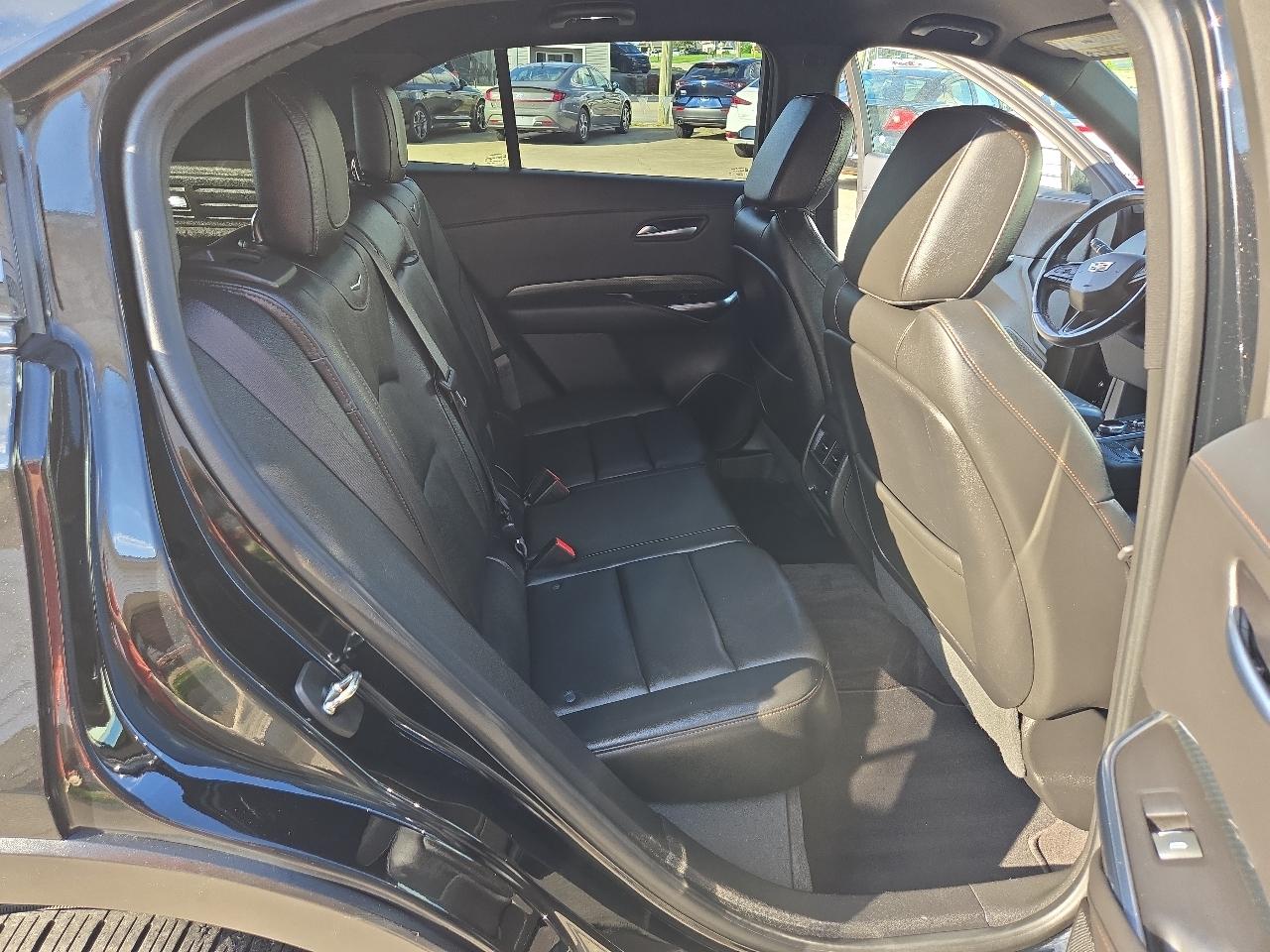 Cadillac XT4 FWD 4dr Sport 2019