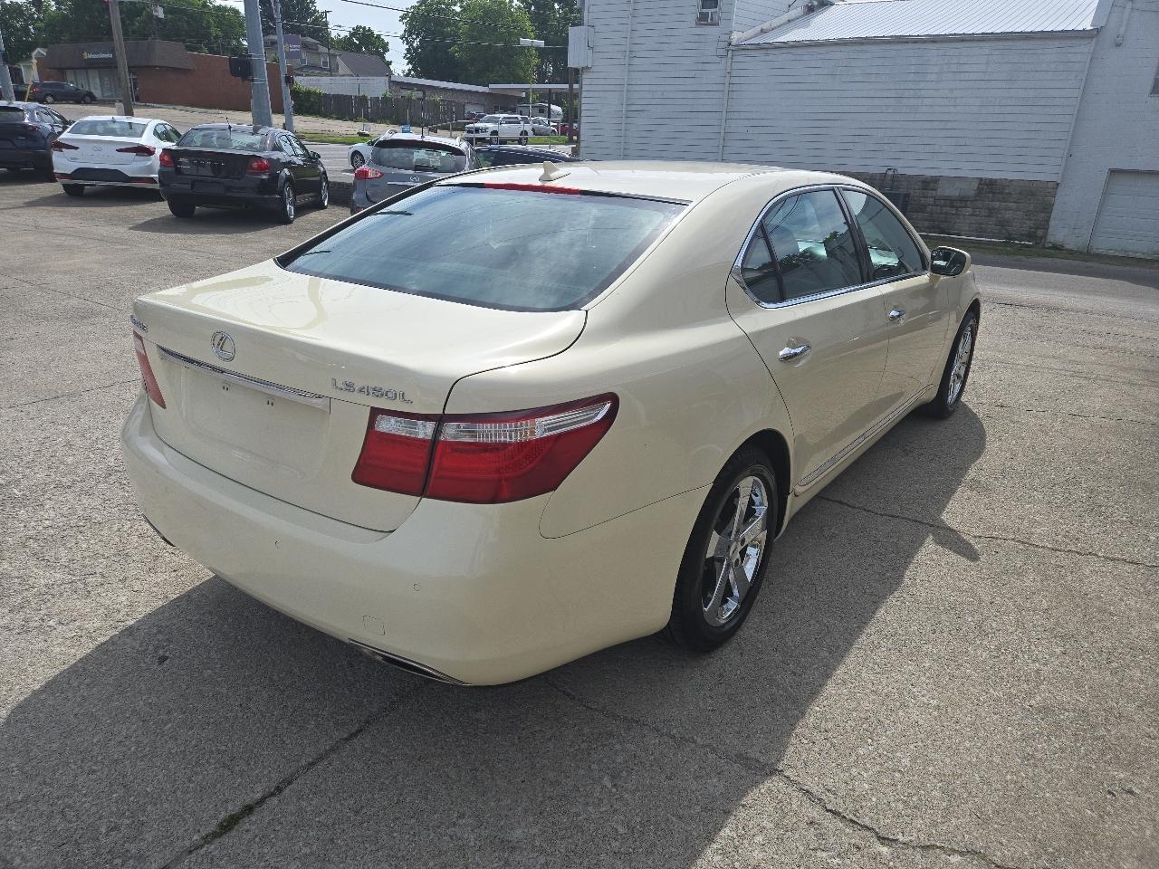Lexus LS 460 4dr Sdn LWB 2008