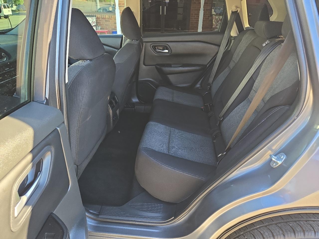 Nissan Rogue AWD SV 2025