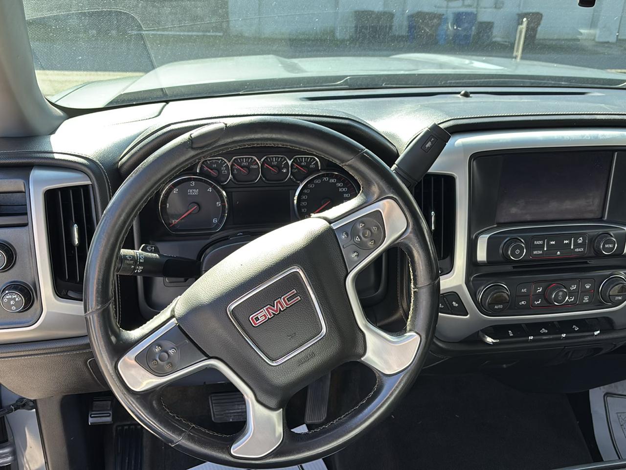 GMC Sierra 1500 4WD Double Cab 143.5" SLE 2016