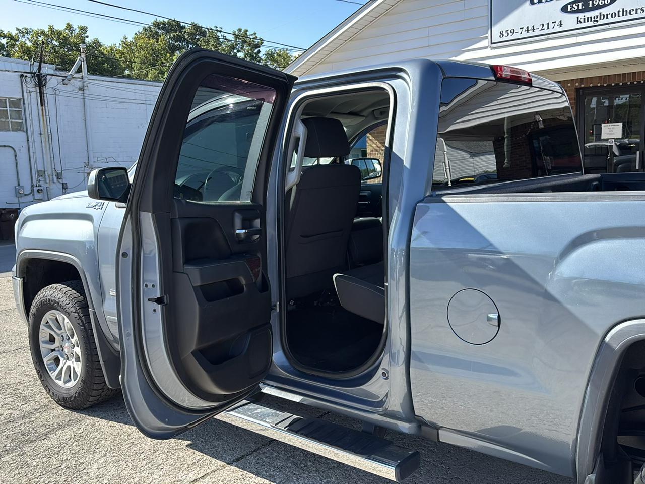 GMC Sierra 1500 4WD Double Cab 143.5" SLE 2016