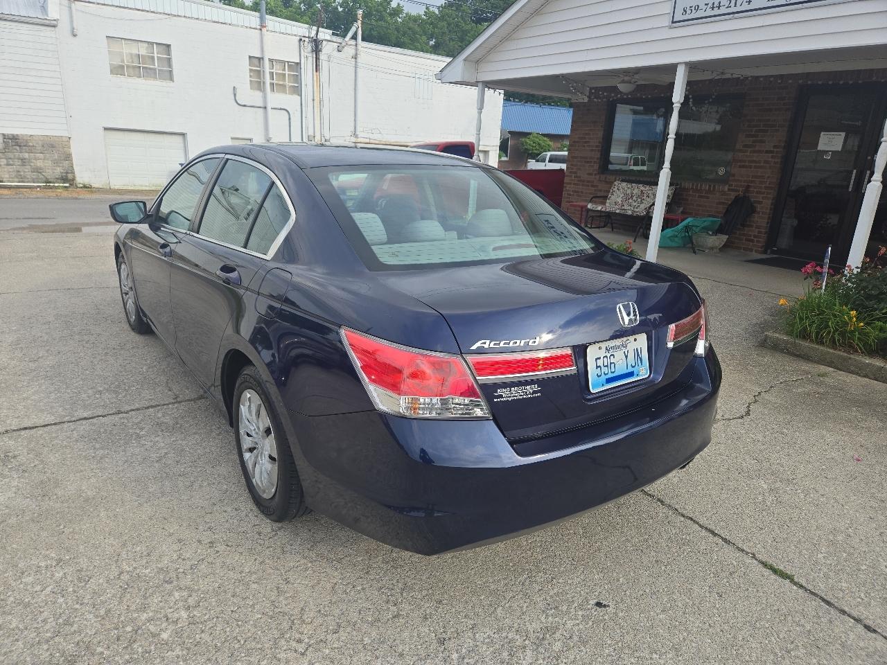 Honda Accord Sdn 4dr I4 Auto LX 2011
