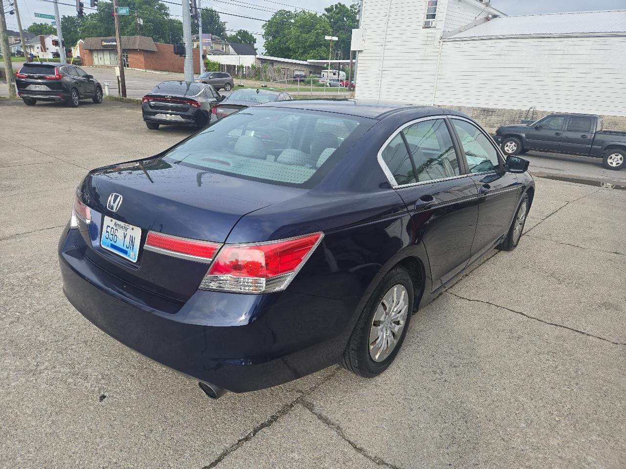 Honda Accord Sdn 4dr I4 Auto LX 2011