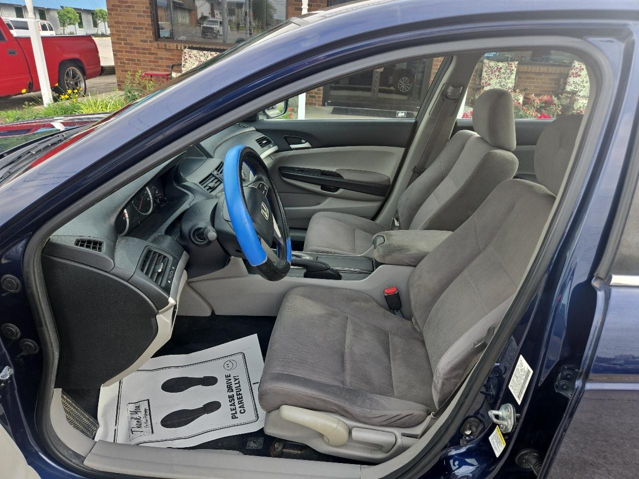 Honda Accord Sdn 4dr I4 Auto LX 2011