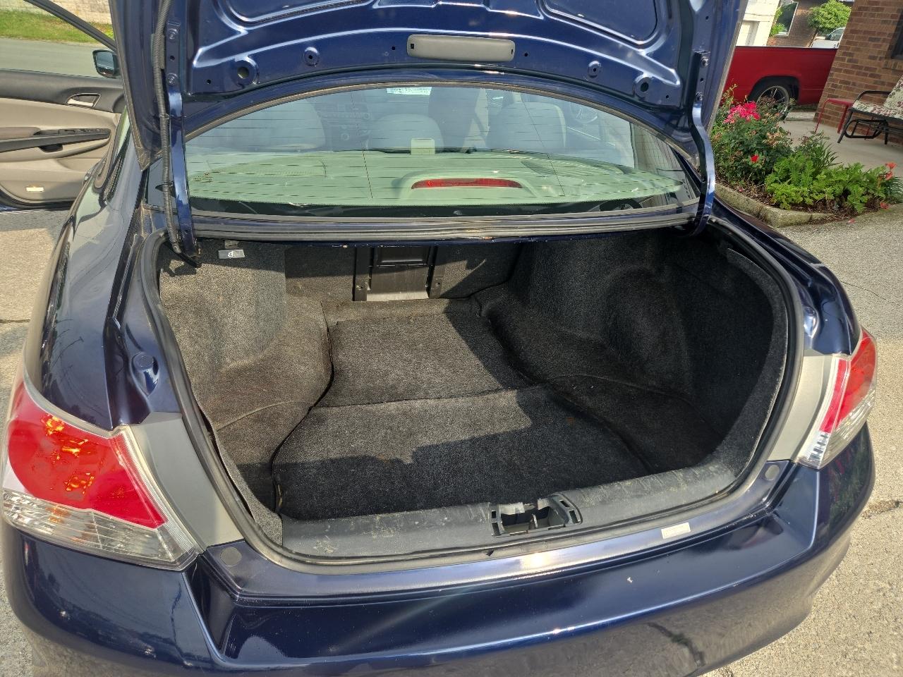 Honda Accord Sdn 4dr I4 Auto LX 2011