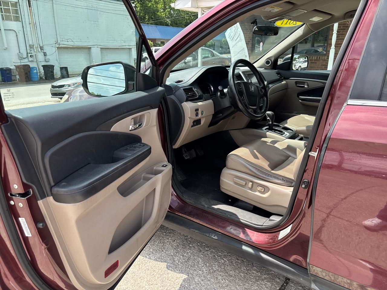 Honda Ridgeline RTL 4x4 Crew Cab 5.3' Bed 2017