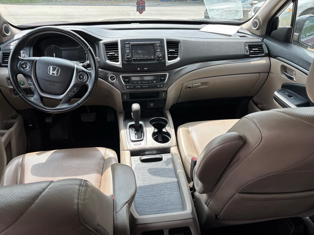 Honda Ridgeline RTL 4x4 Crew Cab 5.3' Bed 2017