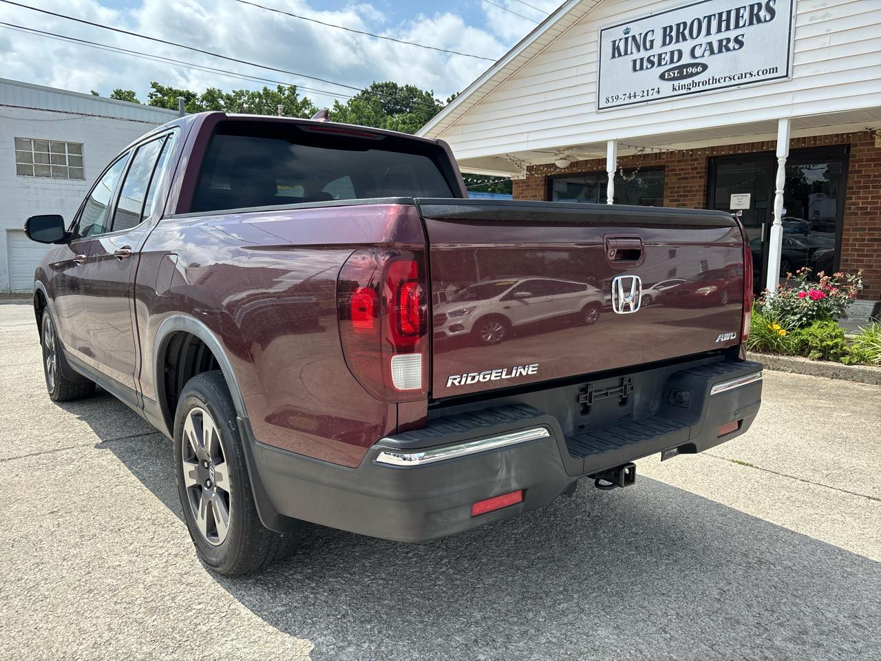 Honda Ridgeline RTL 4x4 Crew Cab 5.3' Bed 2017