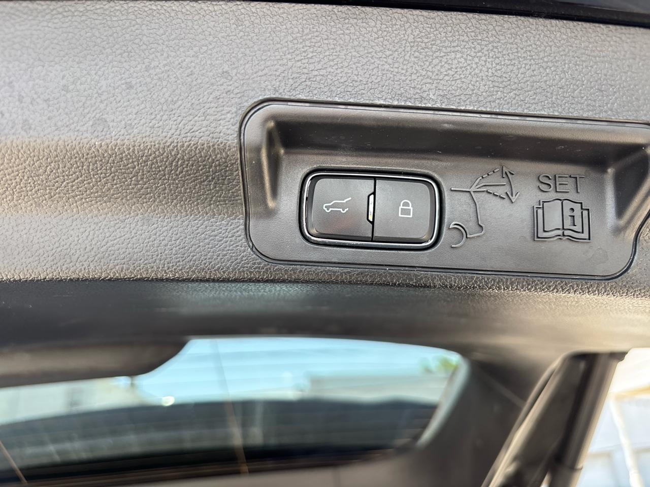 Ford Explorer 4dr 114" WB 4.6L XLT Sport 2020
