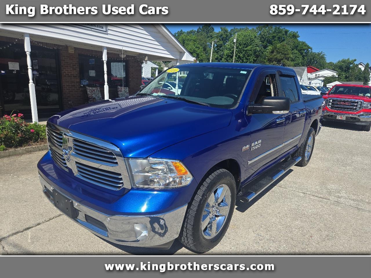 2014 RAM 1500 4WD Crew Cab 140.5" Big Horn