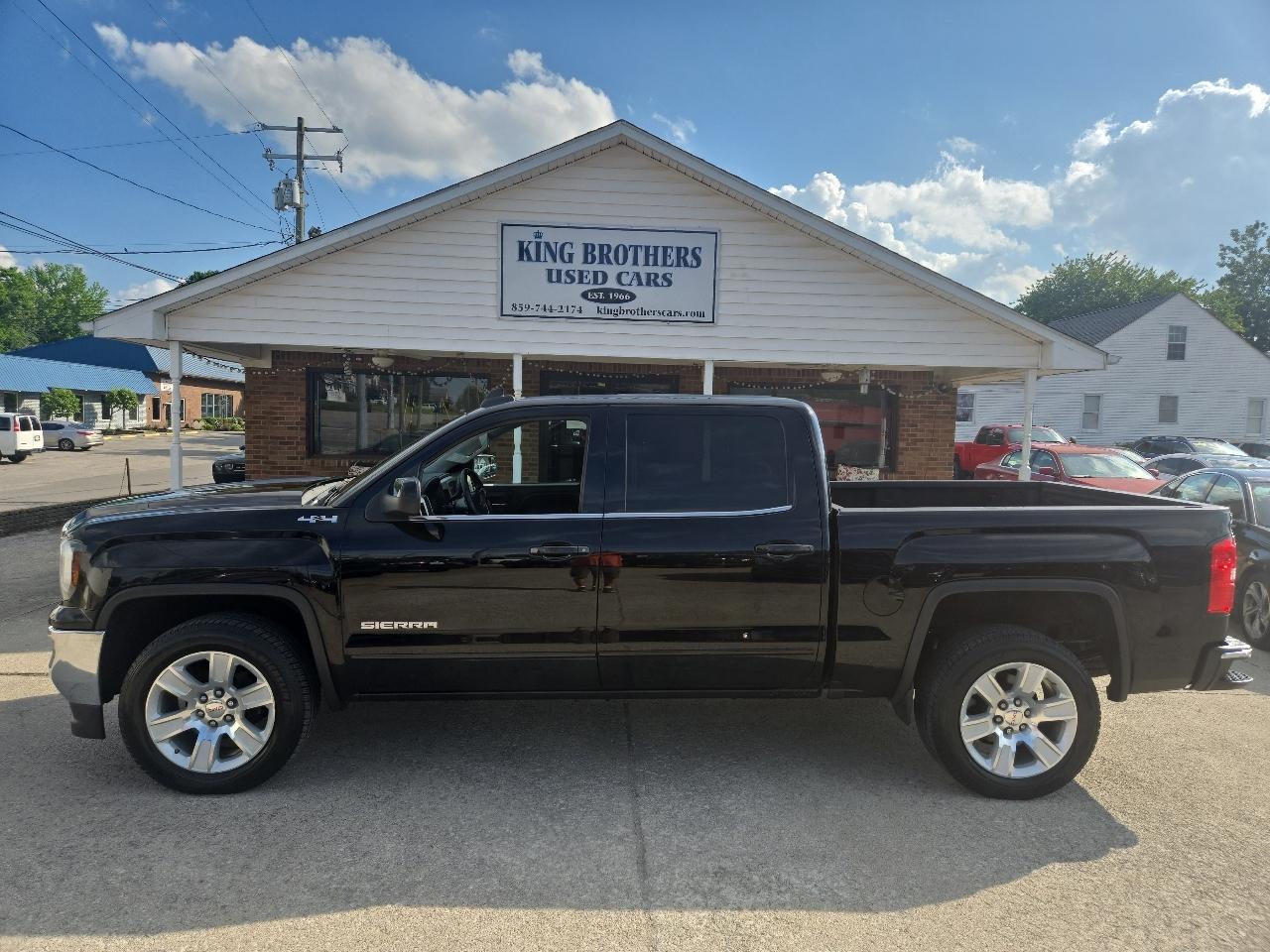 GMC Sierra 1500 4WD Crew Cab 143.5" SLE 2016