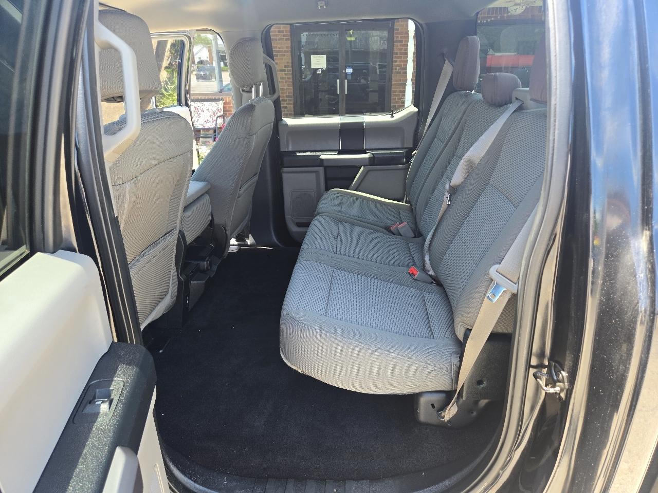 Ford F-150 2WD SuperCrew 145" XLT 2018