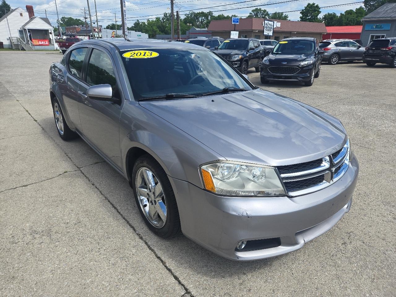 Dodge Avenger 4dr Sdn SXT 2013