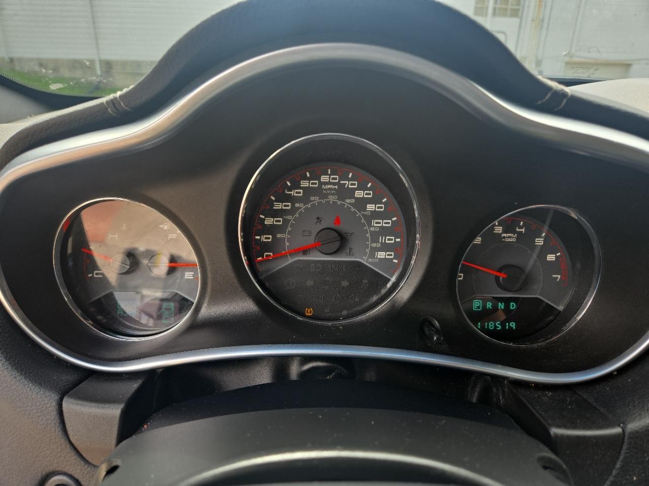 Dodge Avenger 4dr Sdn SXT 2013