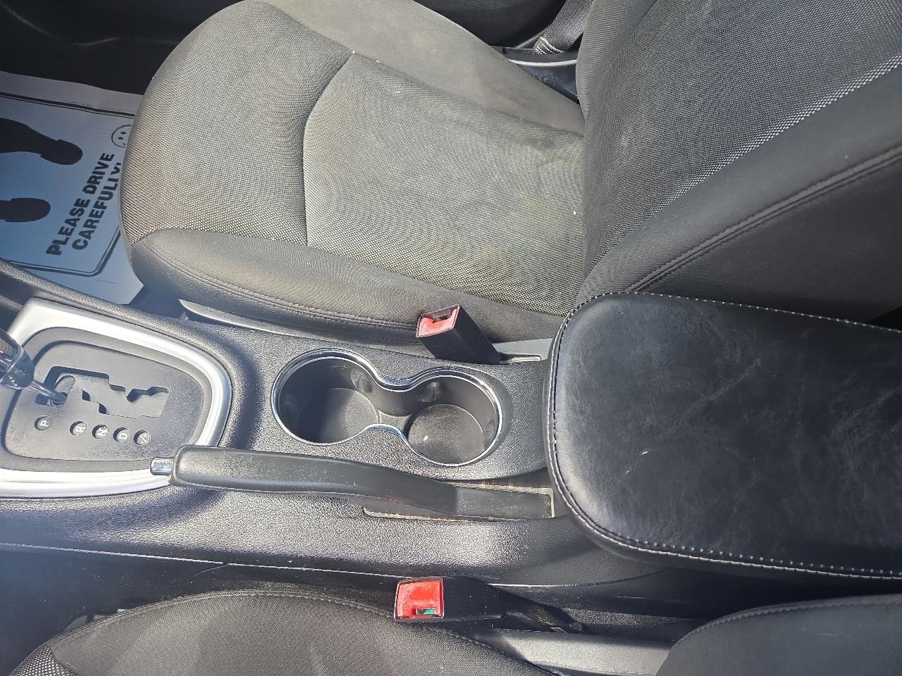 Dodge Avenger 4dr Sdn SXT 2013