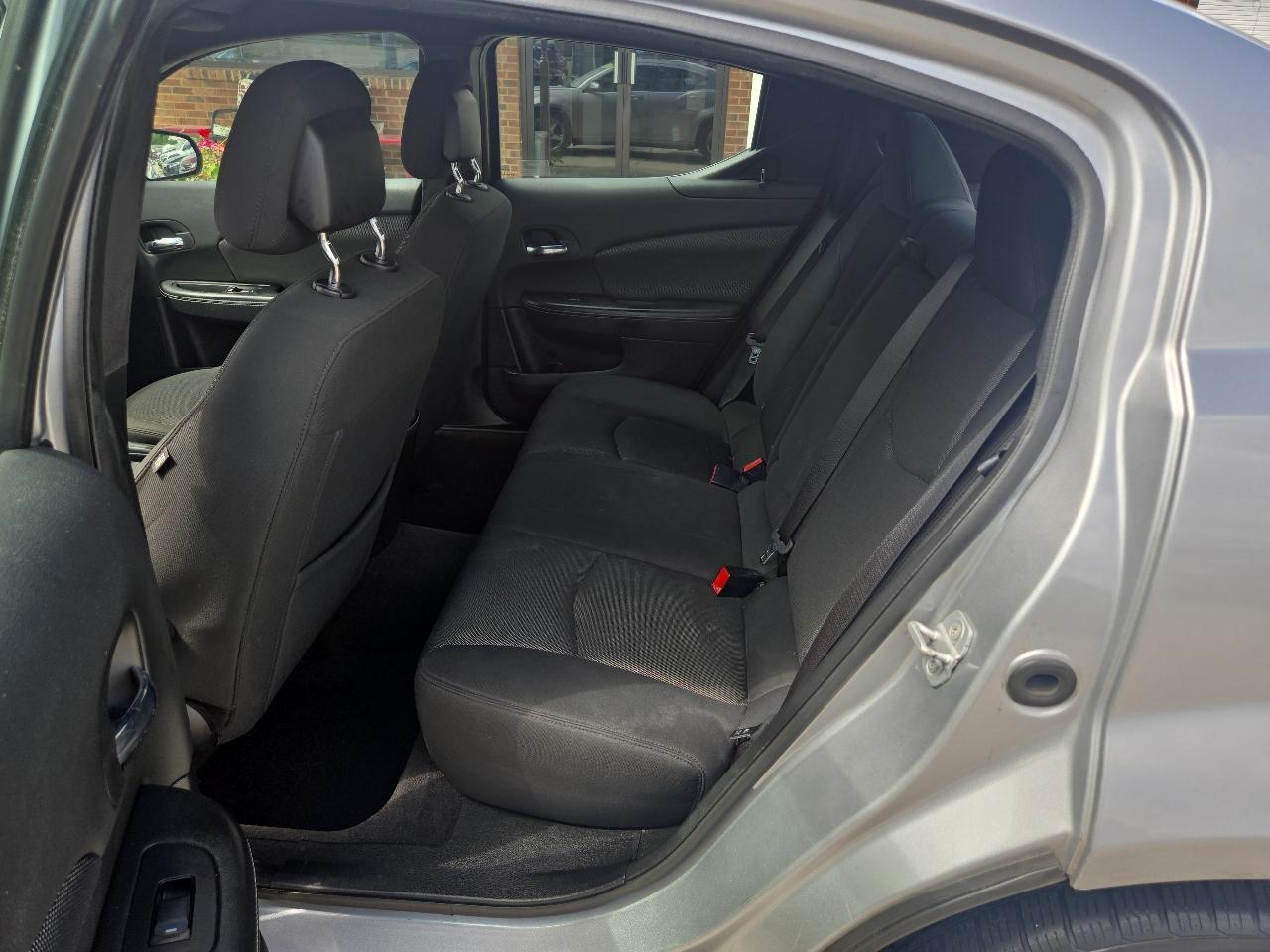 Dodge Avenger 4dr Sdn SXT 2013