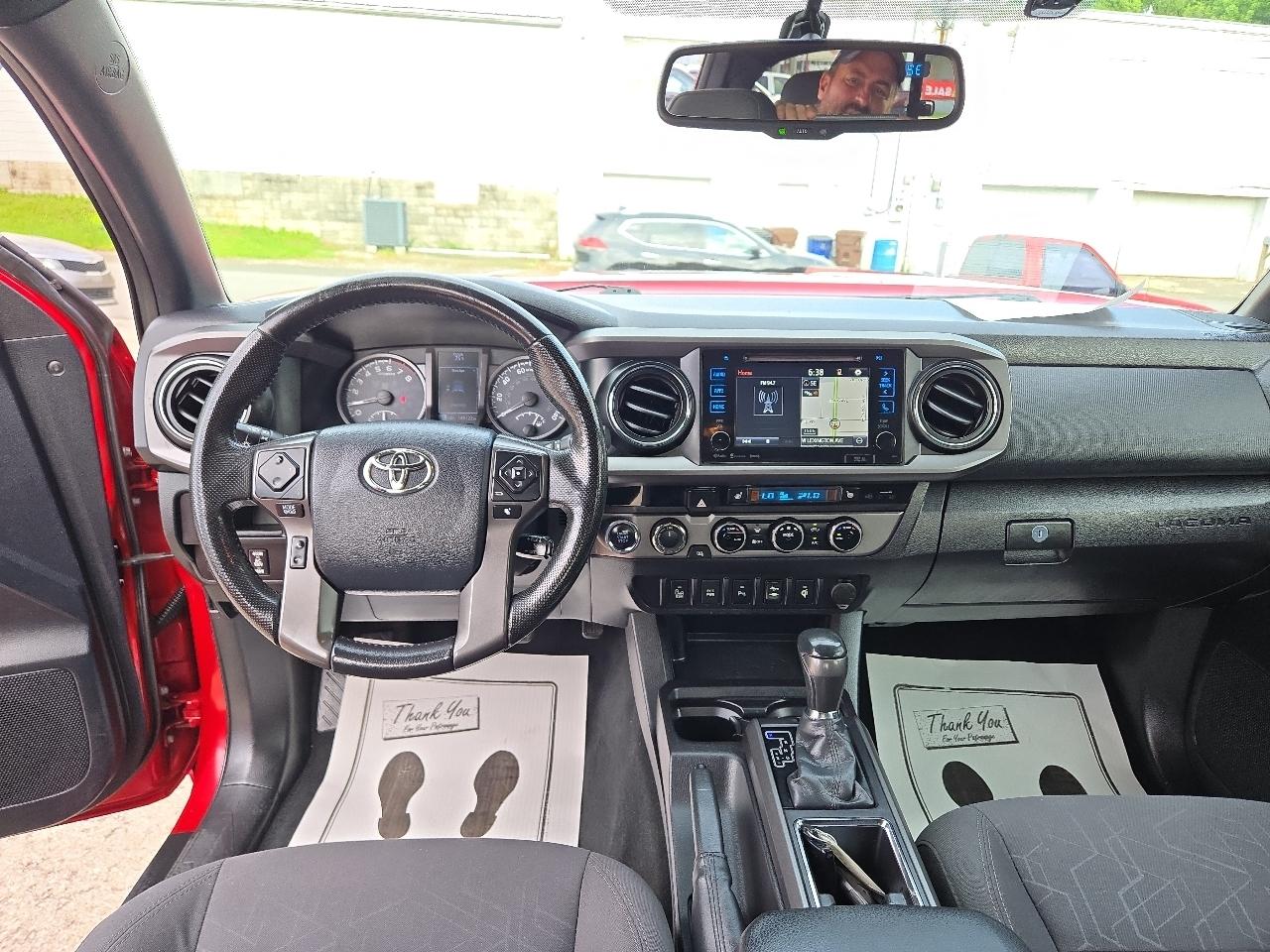 Toyota Tacoma 4WD Double Cab V6 AT TRD Off Road (Natl) 2016